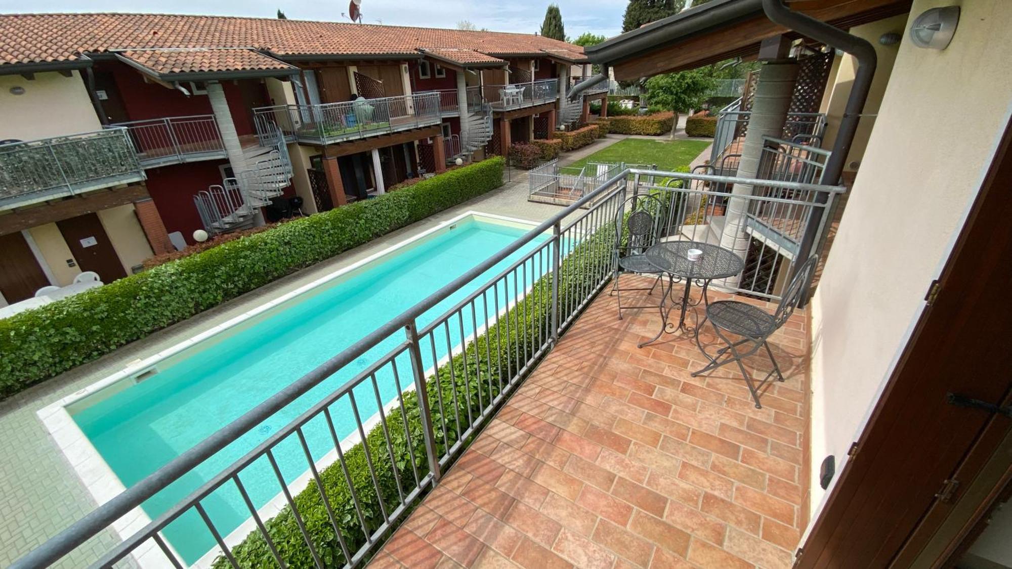 Enjoy House Apartment Ronchi  Екстериор снимка